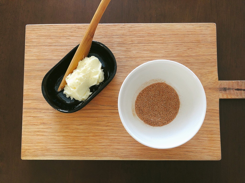 ジンジャーブレッドパンケーキ シナモンシロップ添え レシピ