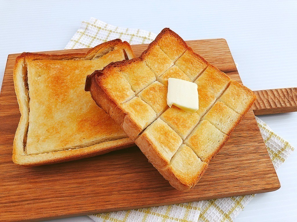 焼き た て パン を 入れる 袋