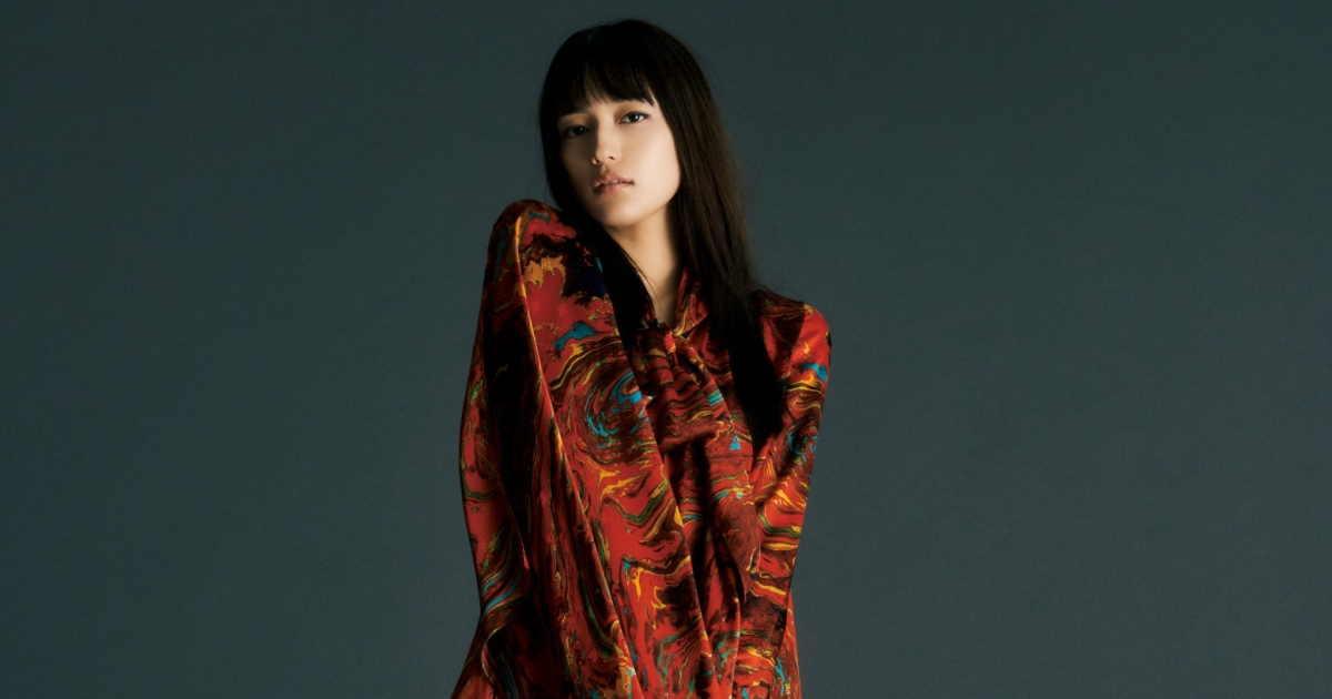 スタイリスト長澤実香のモードの解釈〉フェンディ×川口春奈 | GINGER