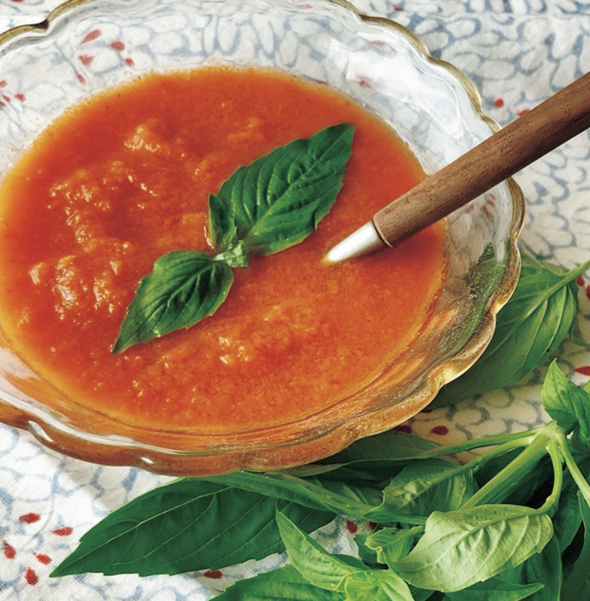 バジルとトマトのスープ
