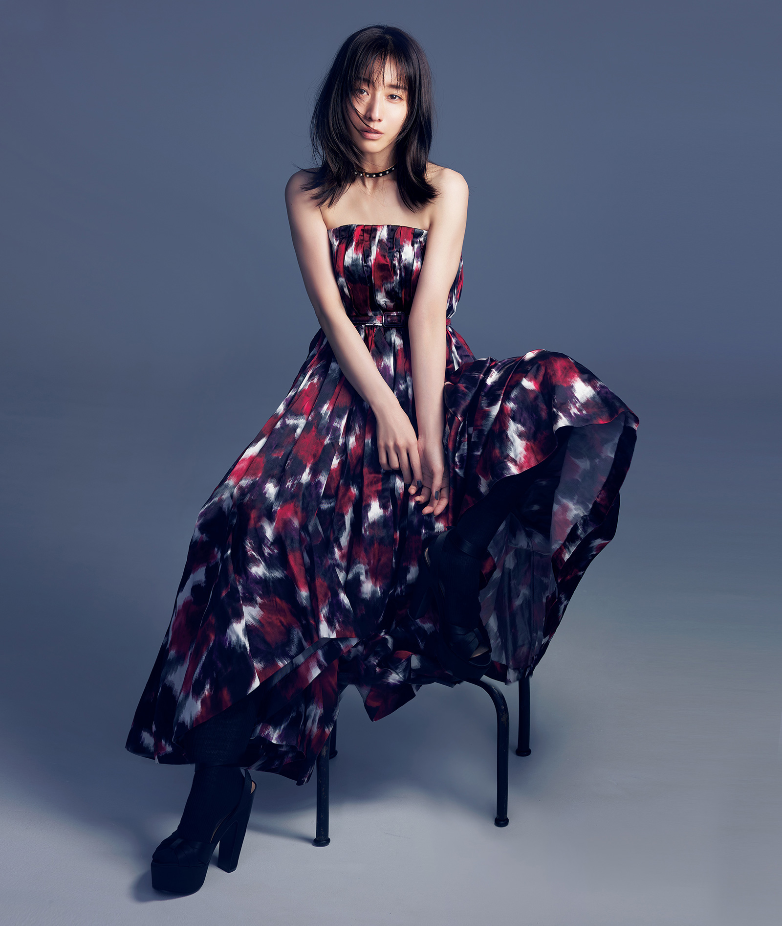 【極美品✨】 ETRE TOKYO シャーリングデザインドレス 田中みな実 綺麗 田中みな実、純白の大胆ドレスで美背中を披露！「いつか自分の