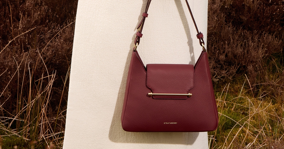 【STRATHBERRY】バッグに髪に！ Silkスカーフ★国内発関税込 Strathberry | Craftsmanship