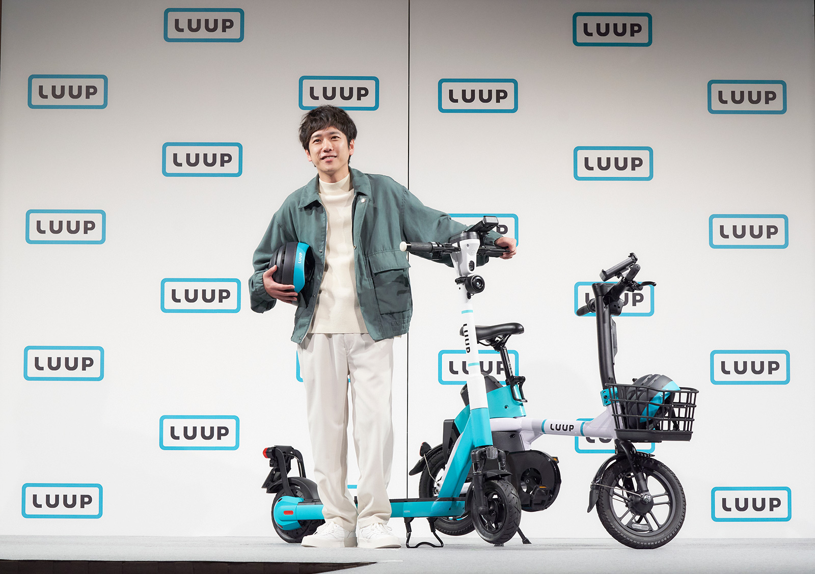 二宮和也公式写真 本日は皆さまからのご要望にお応えし FC限定盤フォトブックレットの