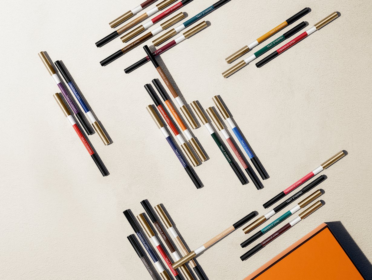 ★★新品★★HERMÈS ノアール アイペンシル 4本セット 色彩豊かなエルメス初の目元、口元用の木製ペンシルは圧巻の40色
