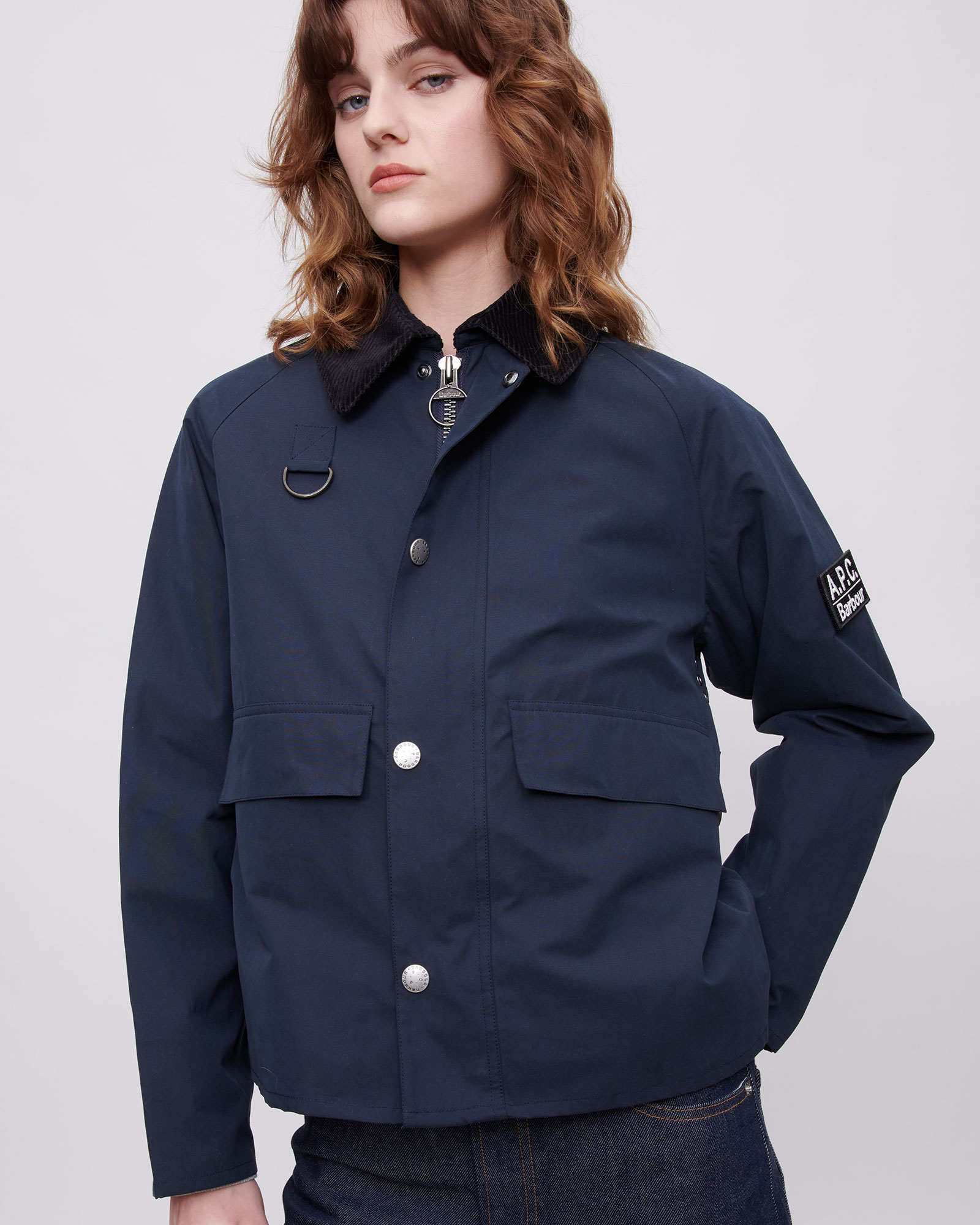 A.P.C. と Barbour の初コラボアイテムが発売、両ブランドの