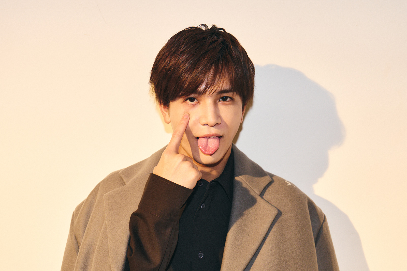 岩田剛典　クリアチャーム　背景あり　三代目　STARS　レア　居酒屋 岩田剛典クリアチャーム背景あり三代目STARSレア居酒屋