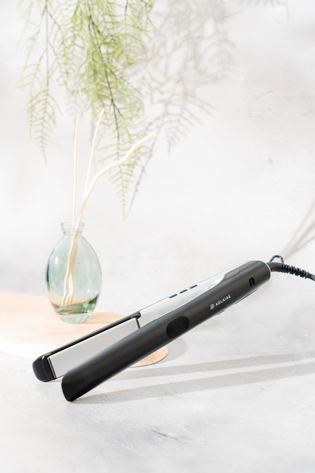 アグライア アンドのヘアアイロン
