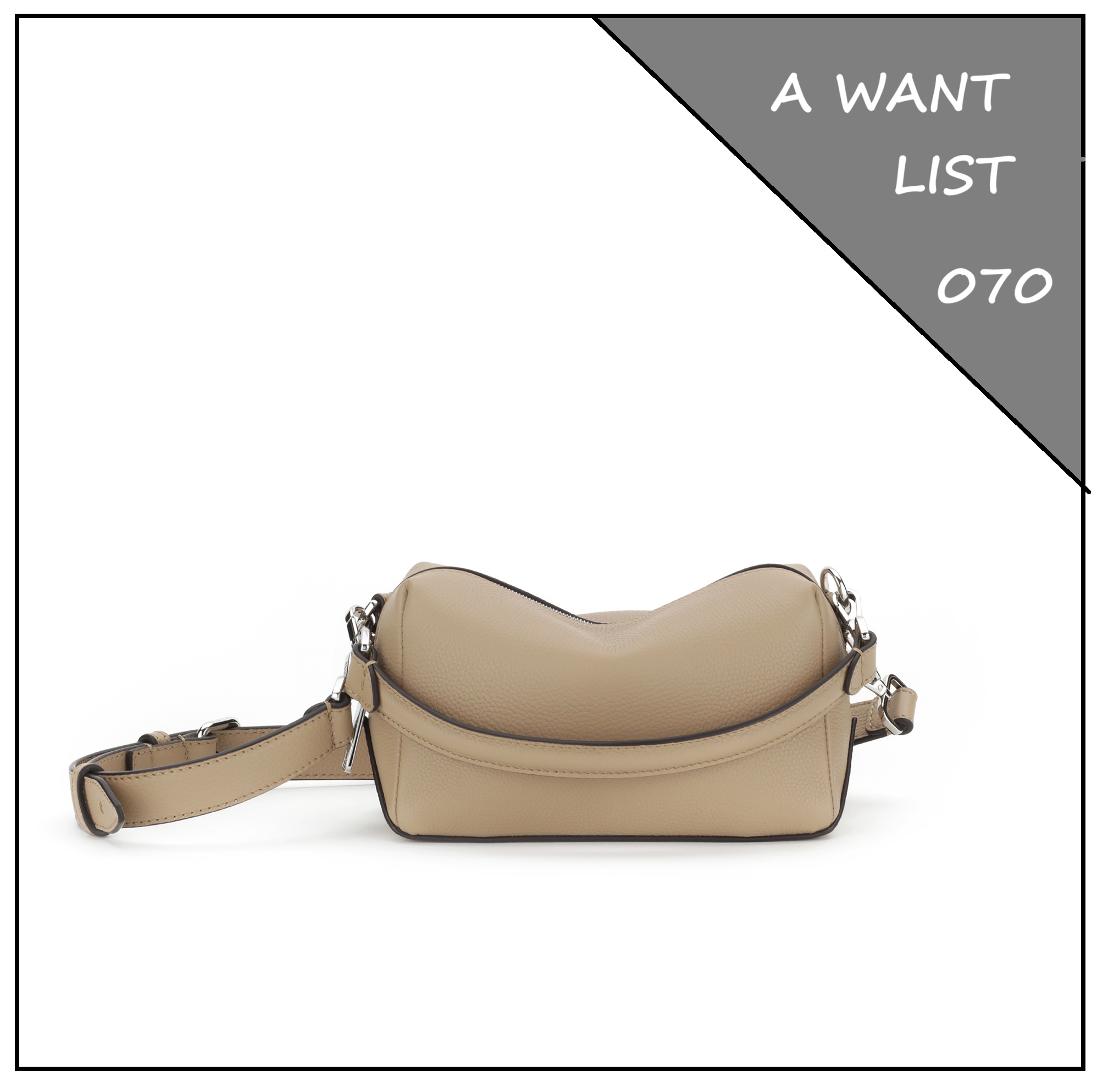 FENDI-Lui-Bag_Small_Sand-