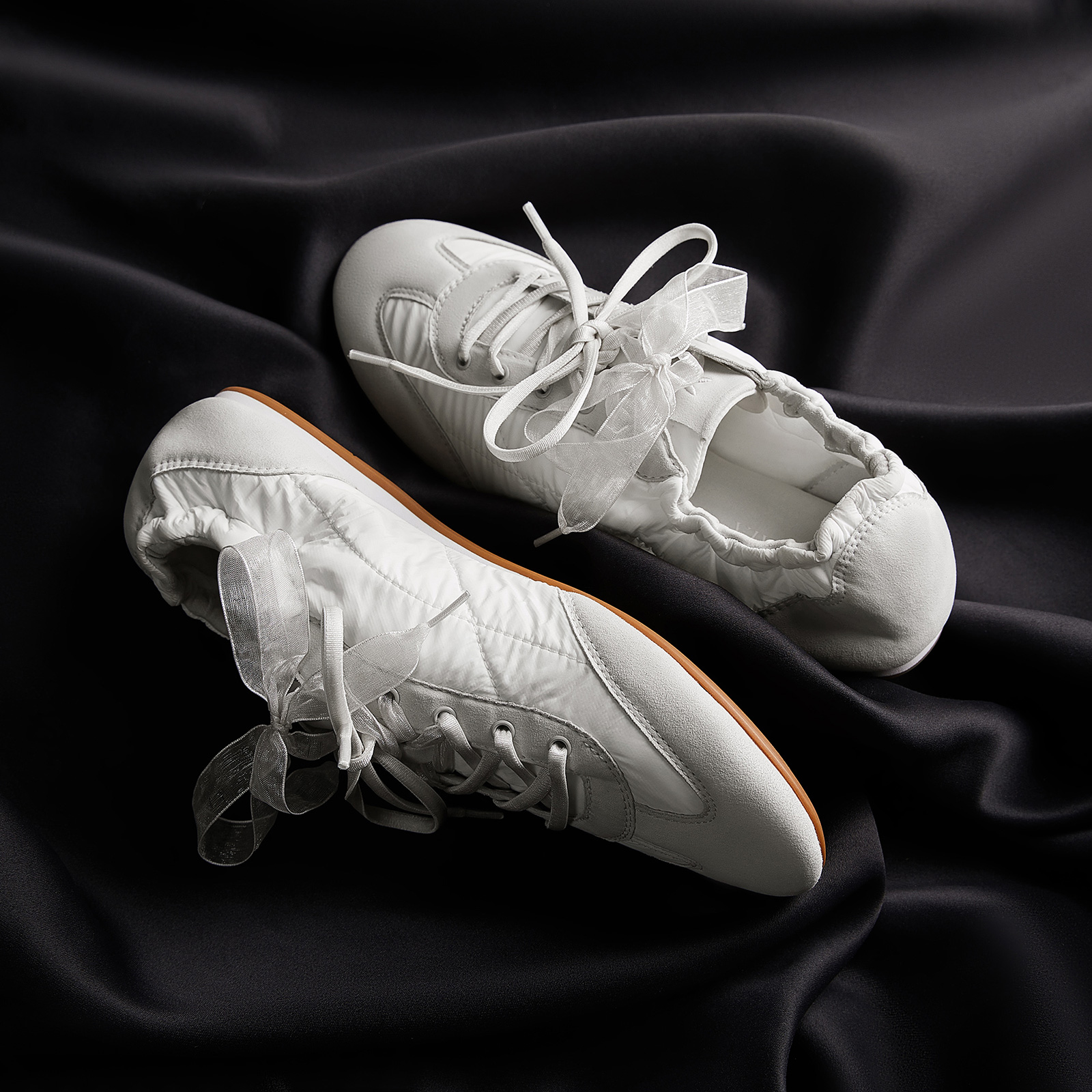 スニーカー？バレエシューズ？ビバイアのヤンシーはどっちも