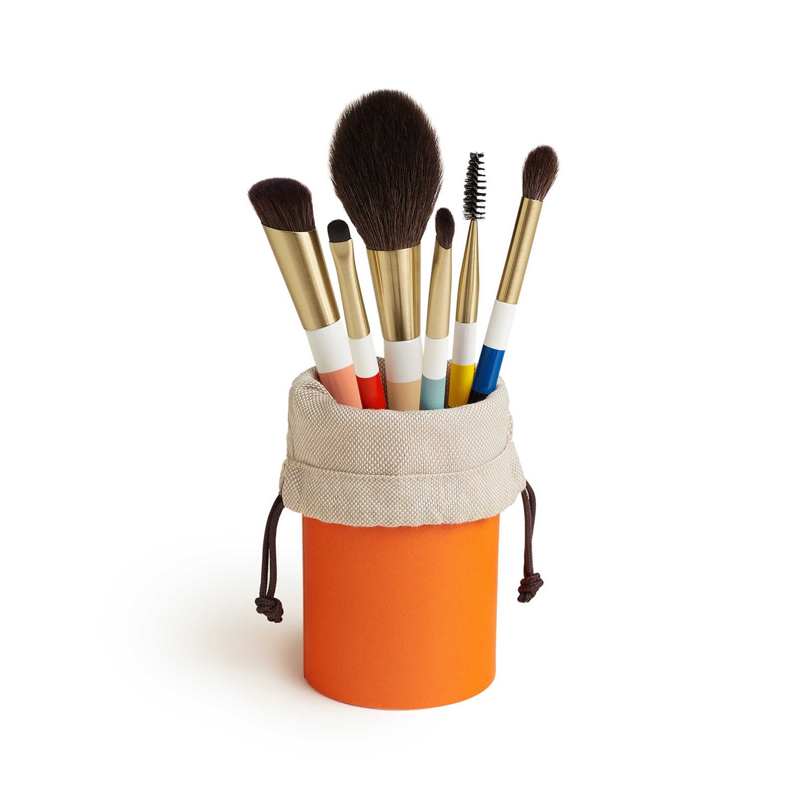 エルメス　メイクブラシ まるでオブジェ！アートとクラフトマンシップから生まれたエルメスの