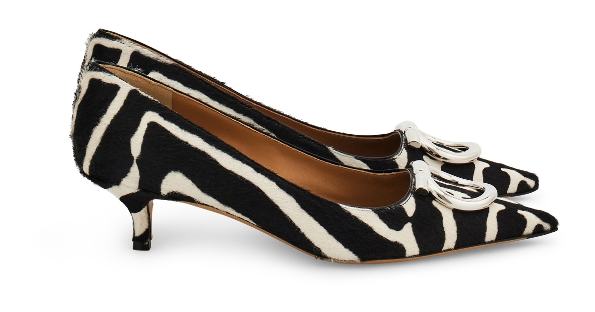 フェラガモ銀座本店でしか手に入らない！限定アイテムをチェック | GINGER