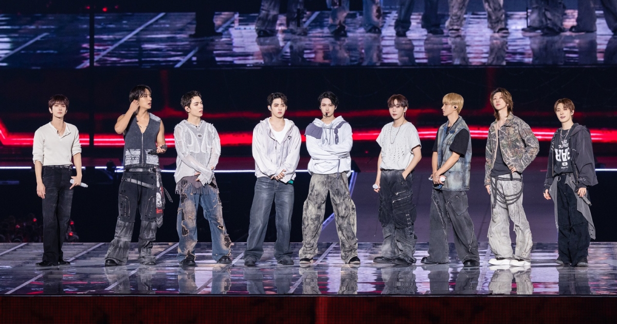 日本公演で42万人動員！9人で立った東京ドームの先に13人の未来を描い