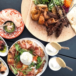 TOOTH MART　神戸　フードホール