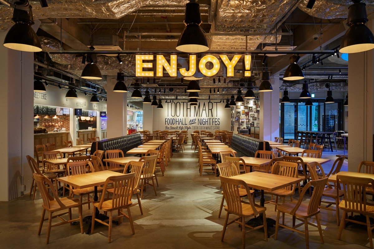 TOOTH MART　神戸　フードホール