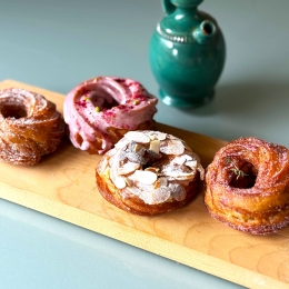 フレンチクルーラー専門店　モン・クルーラー　大阪