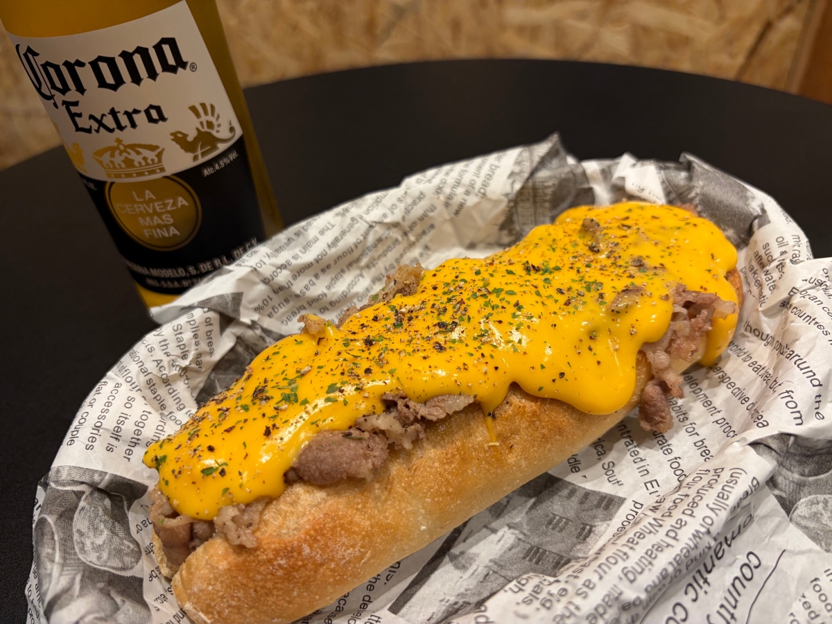 THE HOTDOG FACTORY ホットドッグ 神戸